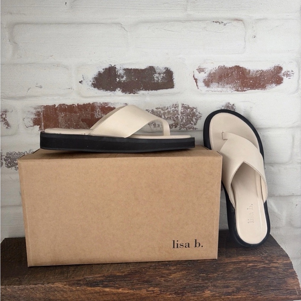 Lisa b. Womens City Flip Flops Ivory Sz 36 Style S-30 Made In Spain W Box